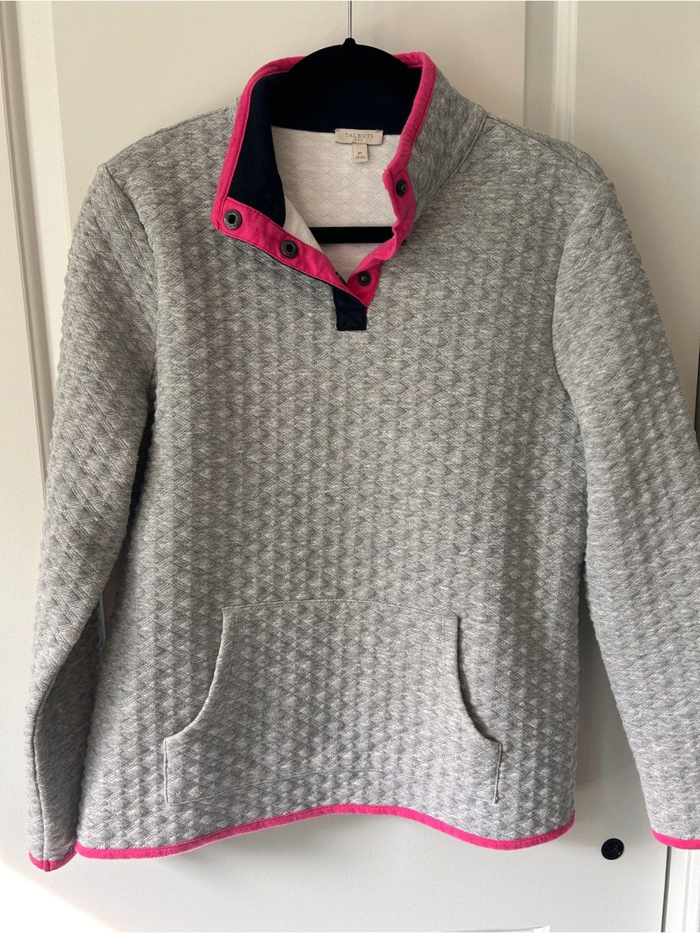 Talbots Gray Quilted Pullover Sweater with Pink Trim Size Medium
